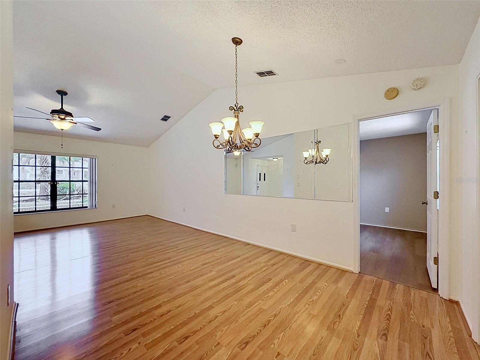 Image 14 of 81 For 8081 Pagoda Drive