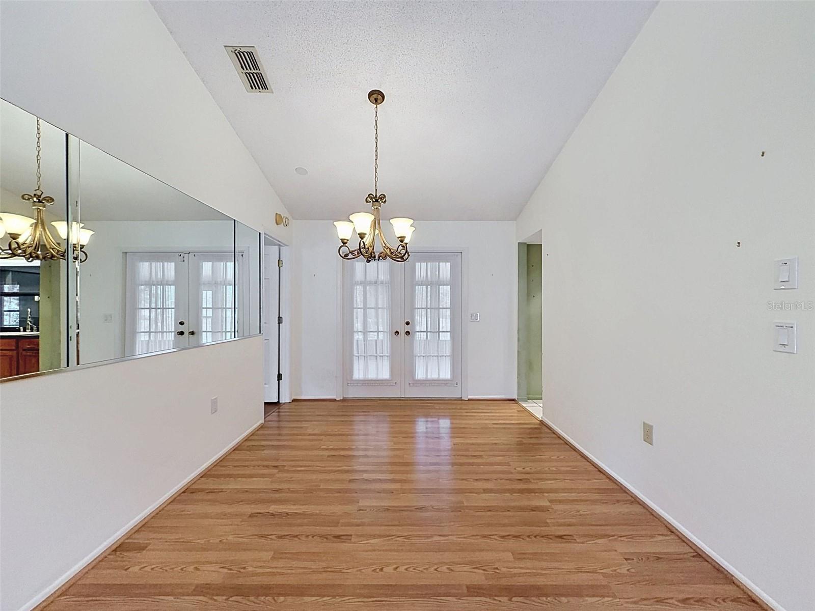 Image 17 of 81 For 8081 Pagoda Drive