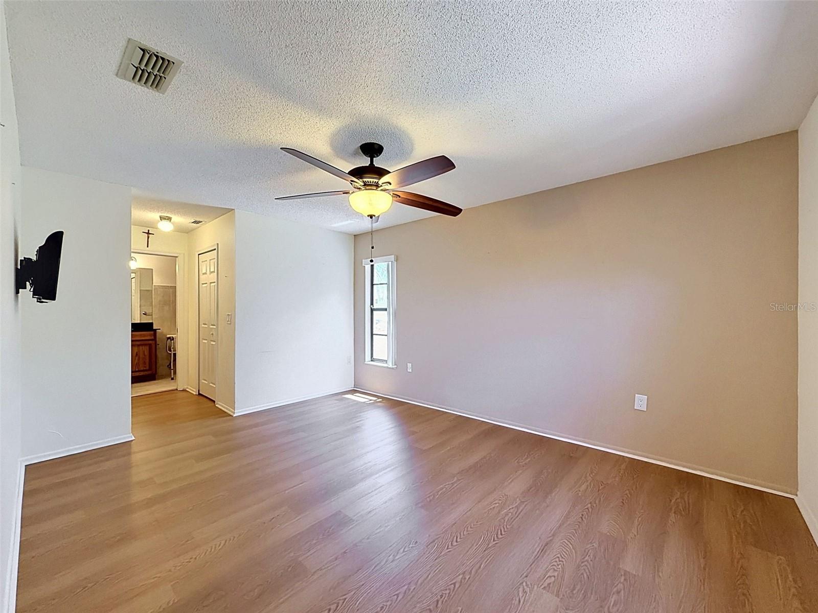 Image 37 of 81 For 8081 Pagoda Drive