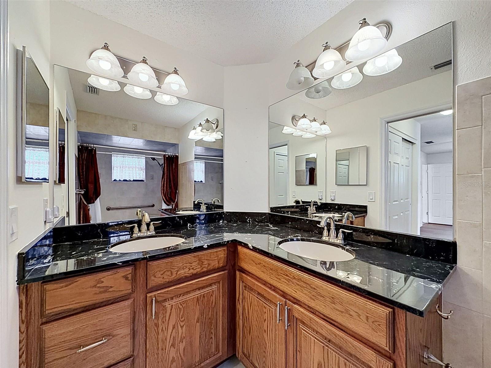 Image 40 of 81 For 8081 Pagoda Drive
