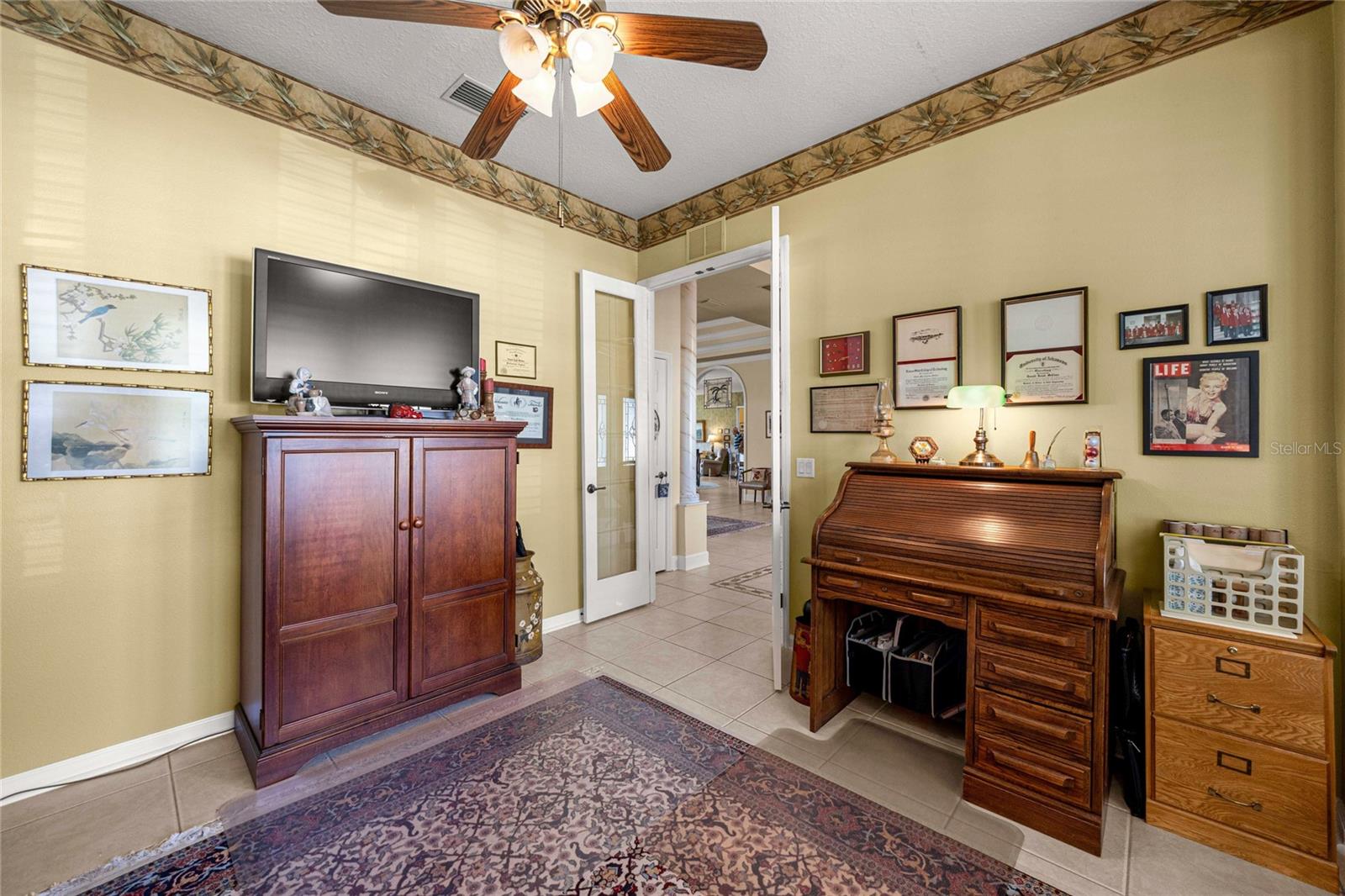 Image 17 of 43 For 1983 58th Court