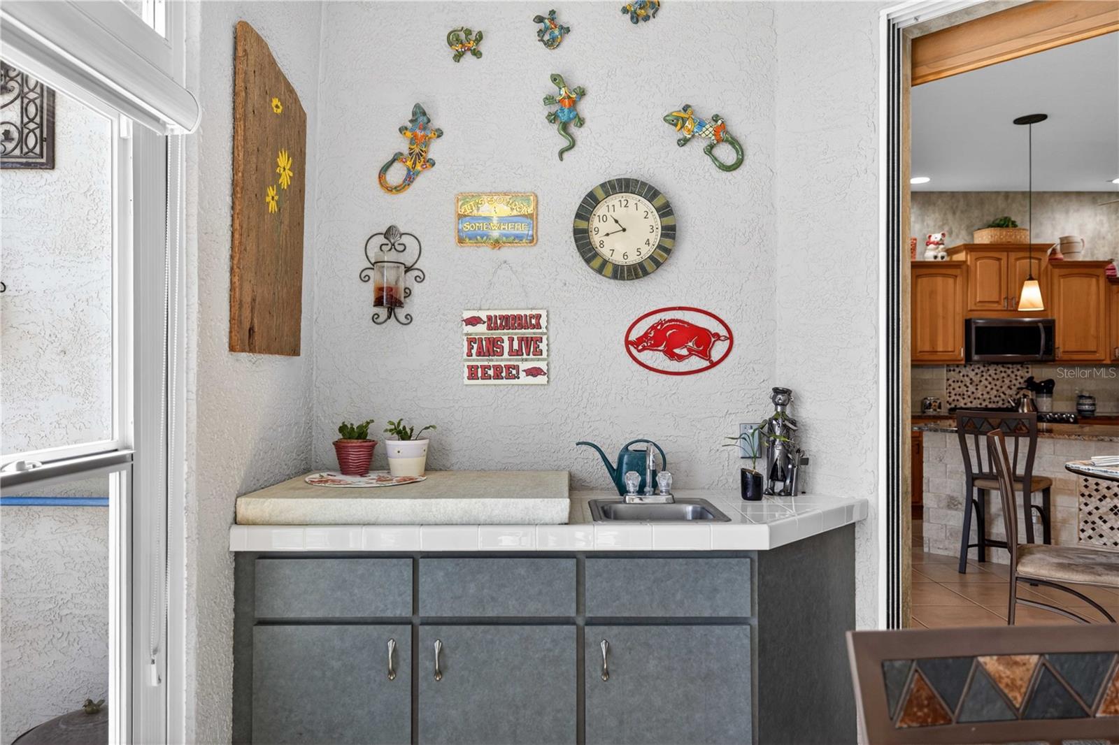 Image 22 of 43 For 1983 58th Court