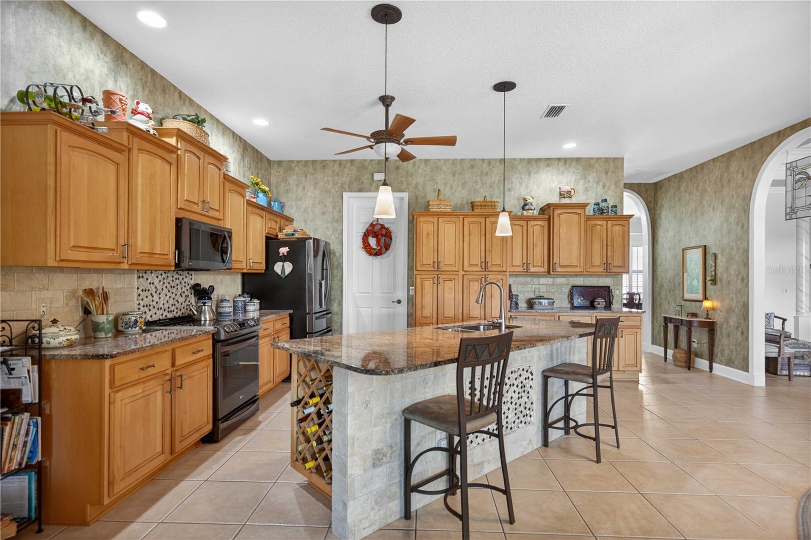 Image 6 of 43 For 1983 58th Court