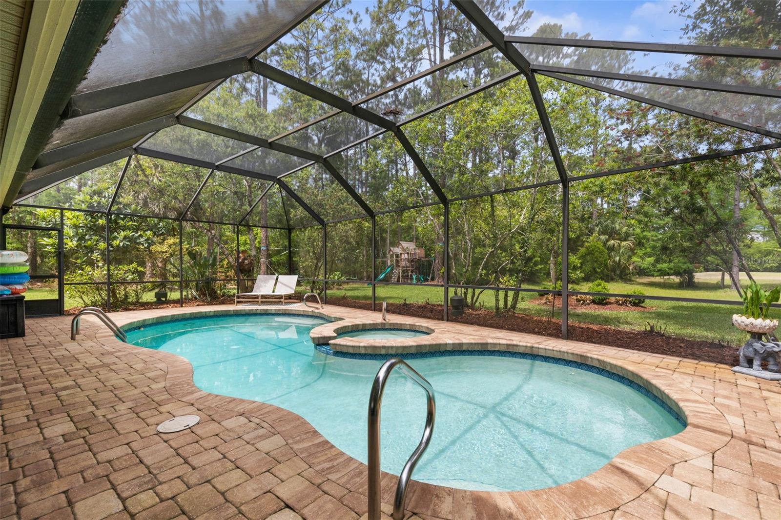 Image 24 of 75 For 30 Erickson Place