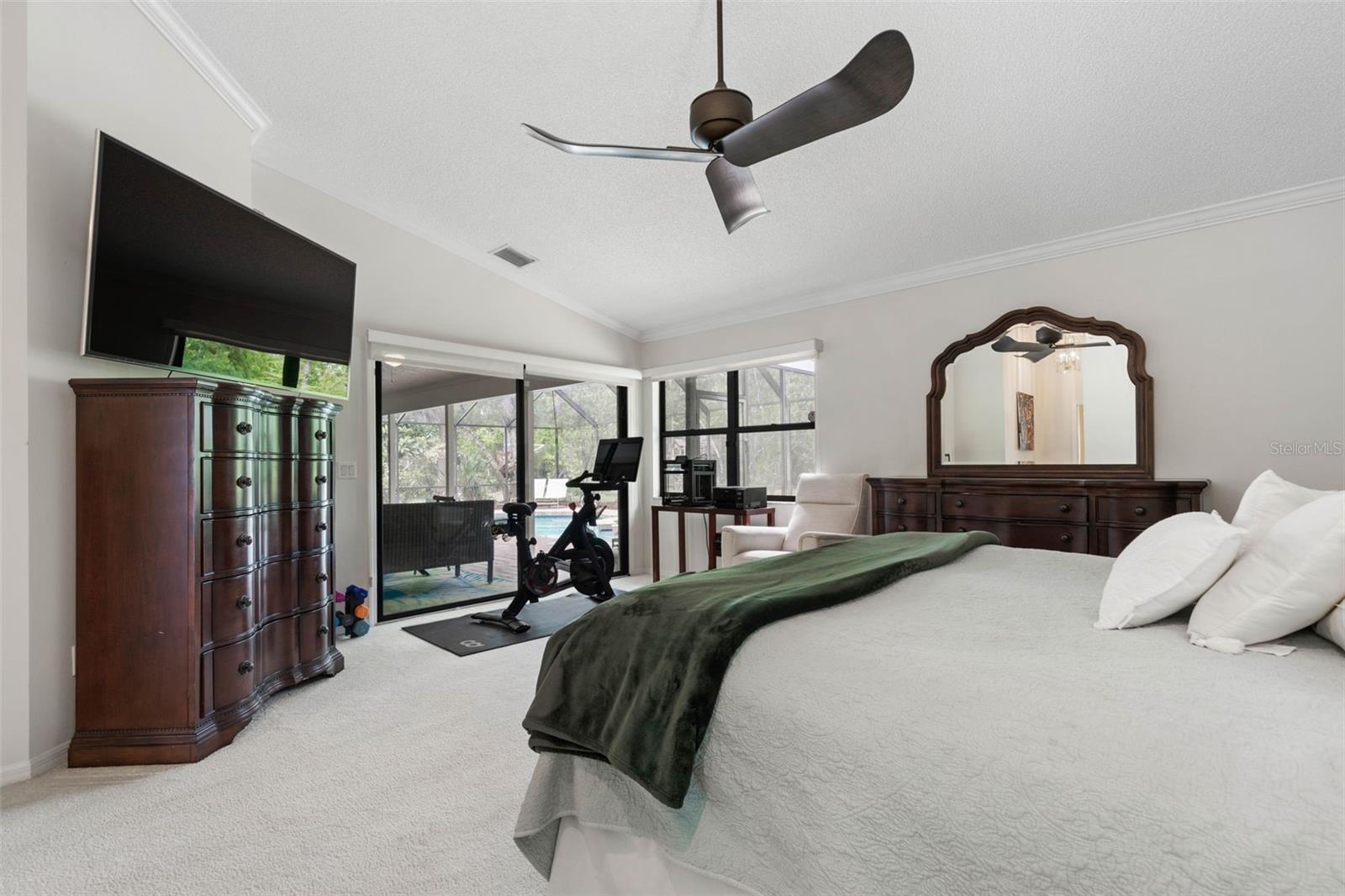 Image 29 of 75 For 30 Erickson Place