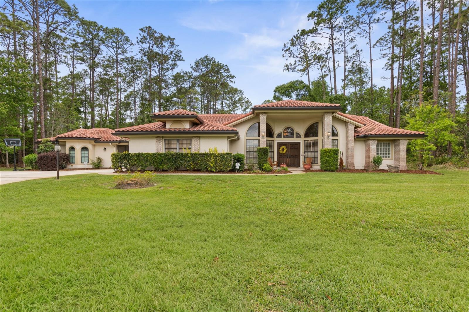 Image 44 of 75 For 30 Erickson Place