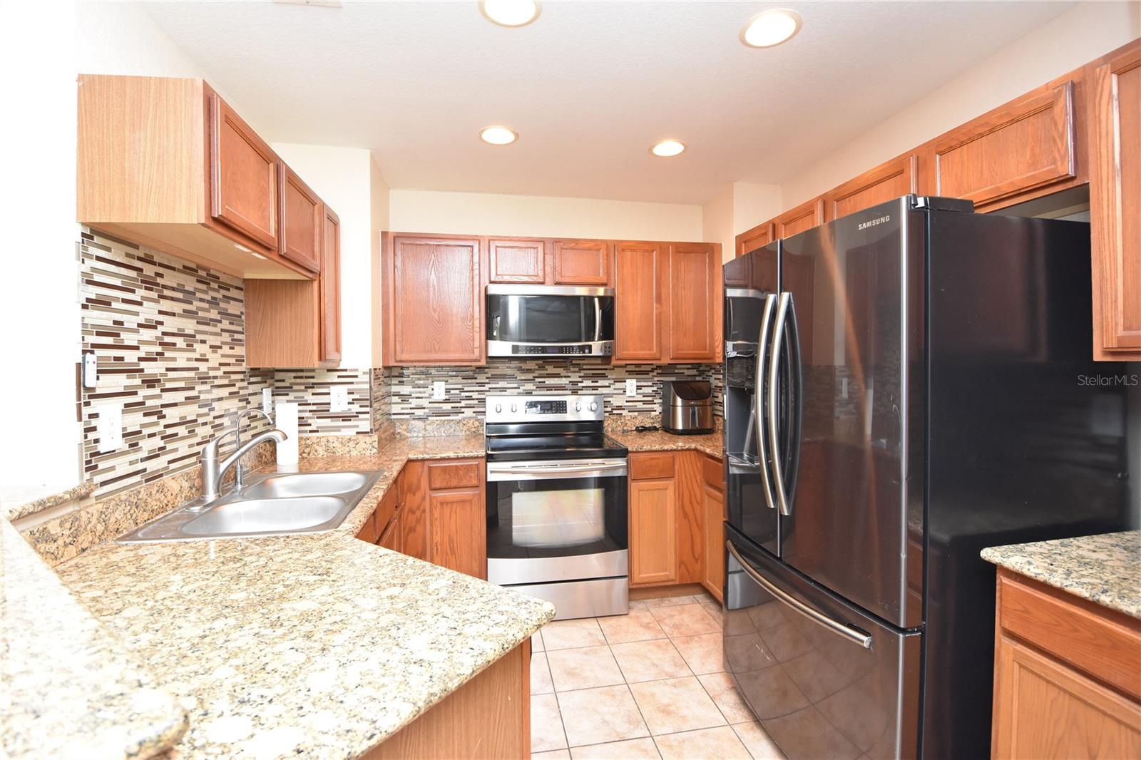 Image 17 of 52 For 4600 Moody Boulevard 3m
