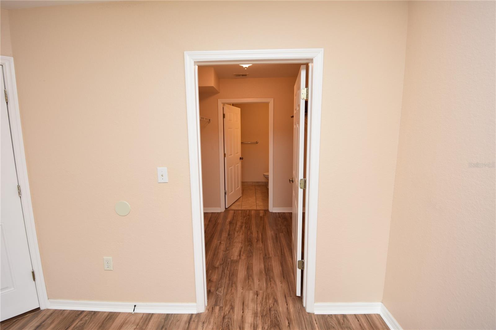 Image 23 of 52 For 4600 Moody Boulevard 3m