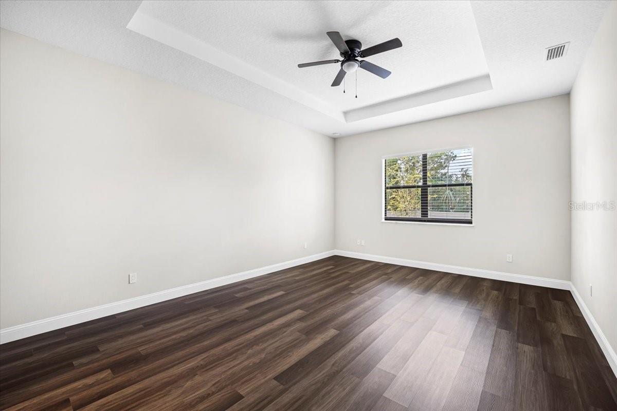 Image 14 of 21 For 11 Green Circle