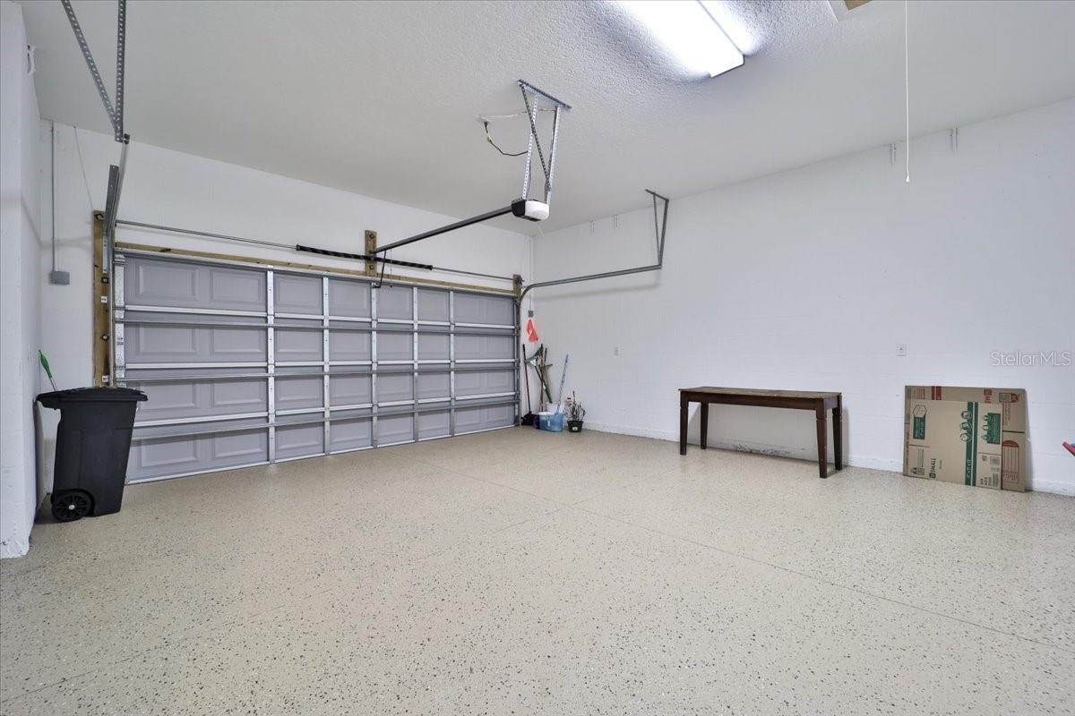 Image 17 of 21 For 11 Green Circle