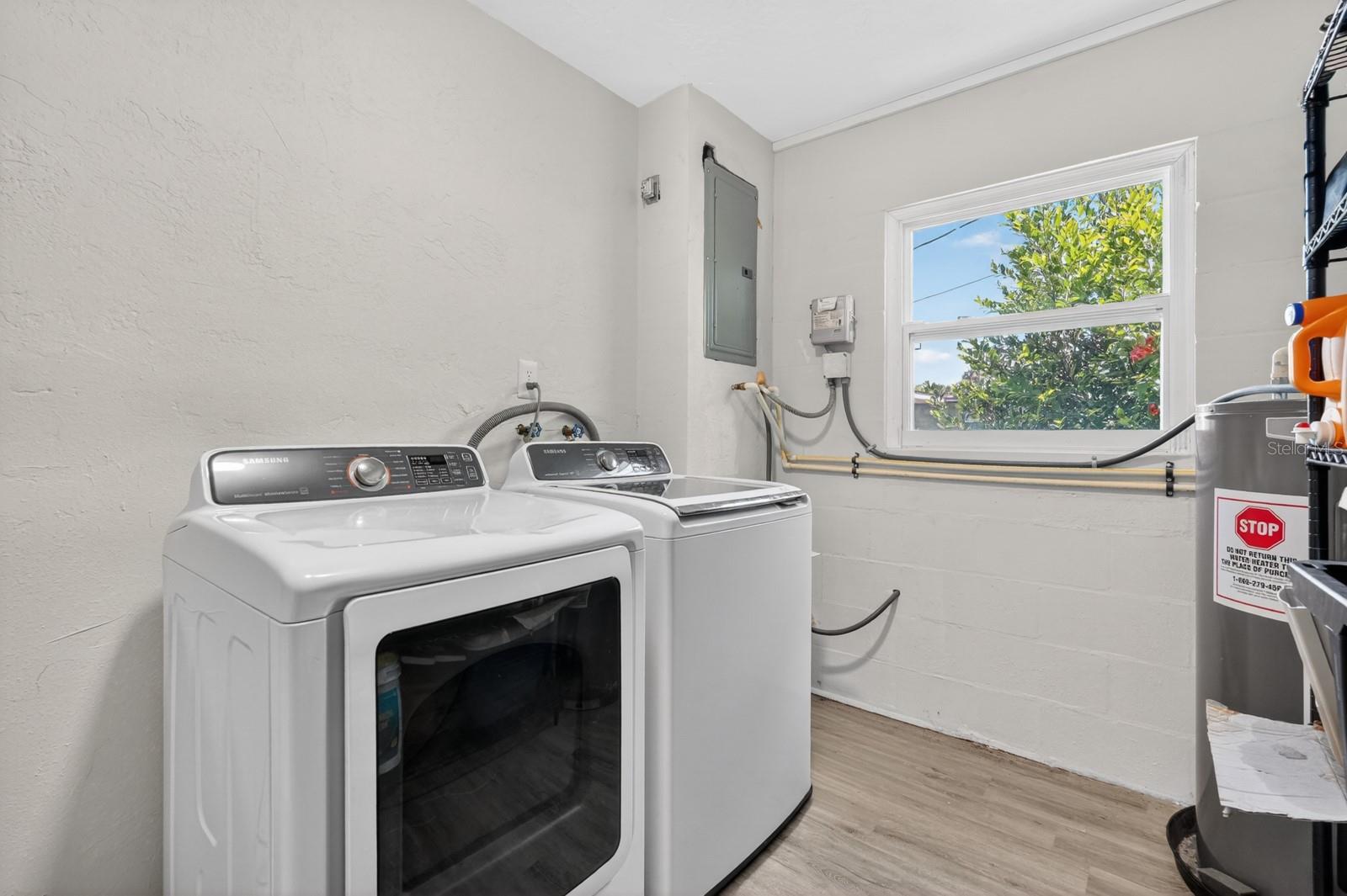 Image 14 of 39 For 1030 Alice Drive