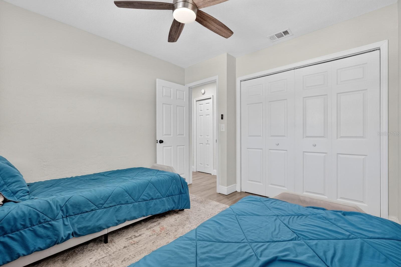 Image 22 of 39 For 1030 Alice Drive