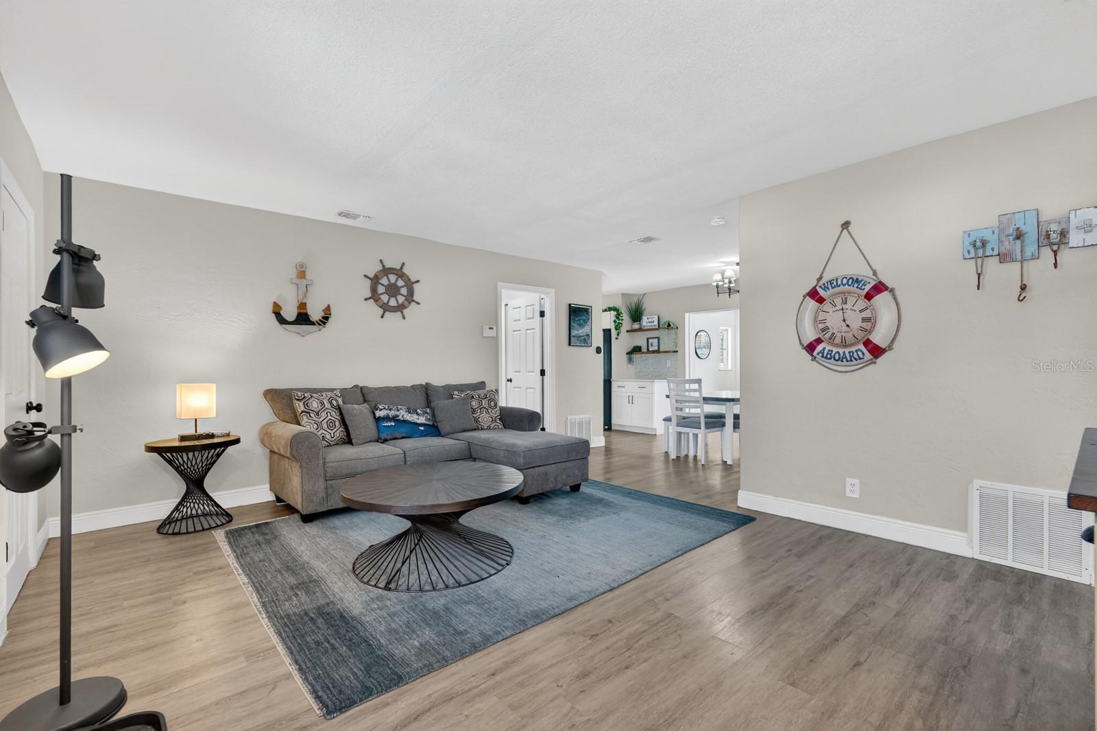 Image 4 of 39 For 1030 Alice Drive