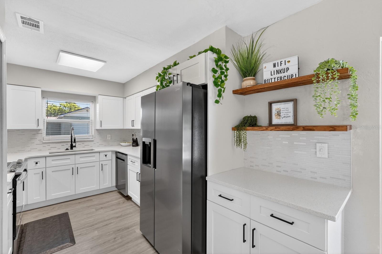 Image 9 of 39 For 1030 Alice Drive