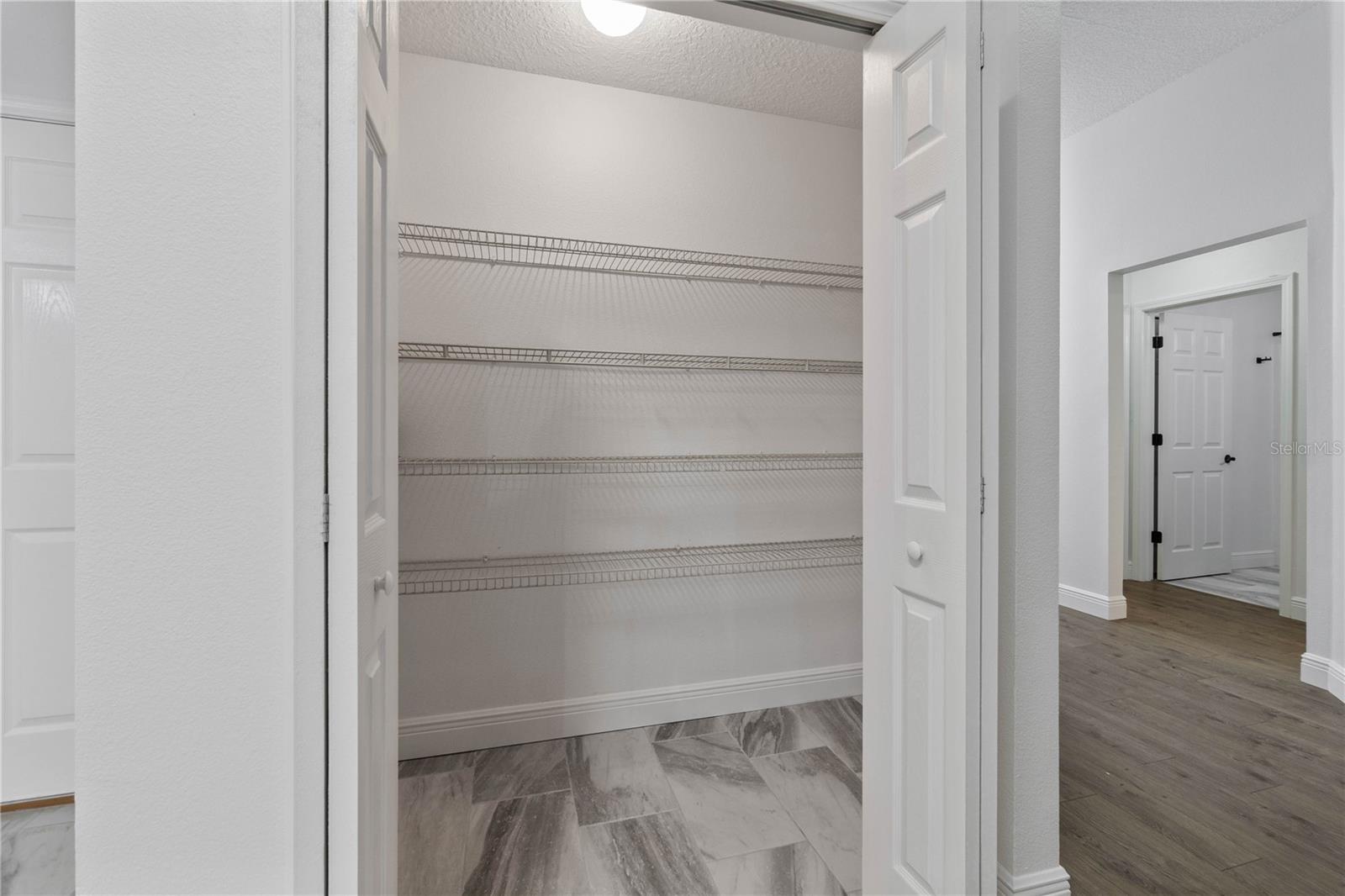 Image 18 of 37 For 137 Wellwood Lane