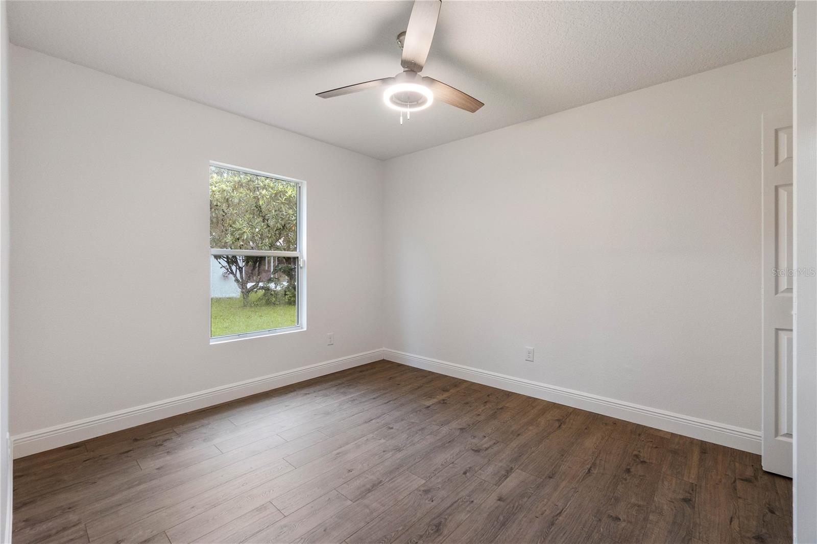 Image 30 of 37 For 137 Wellwood Lane