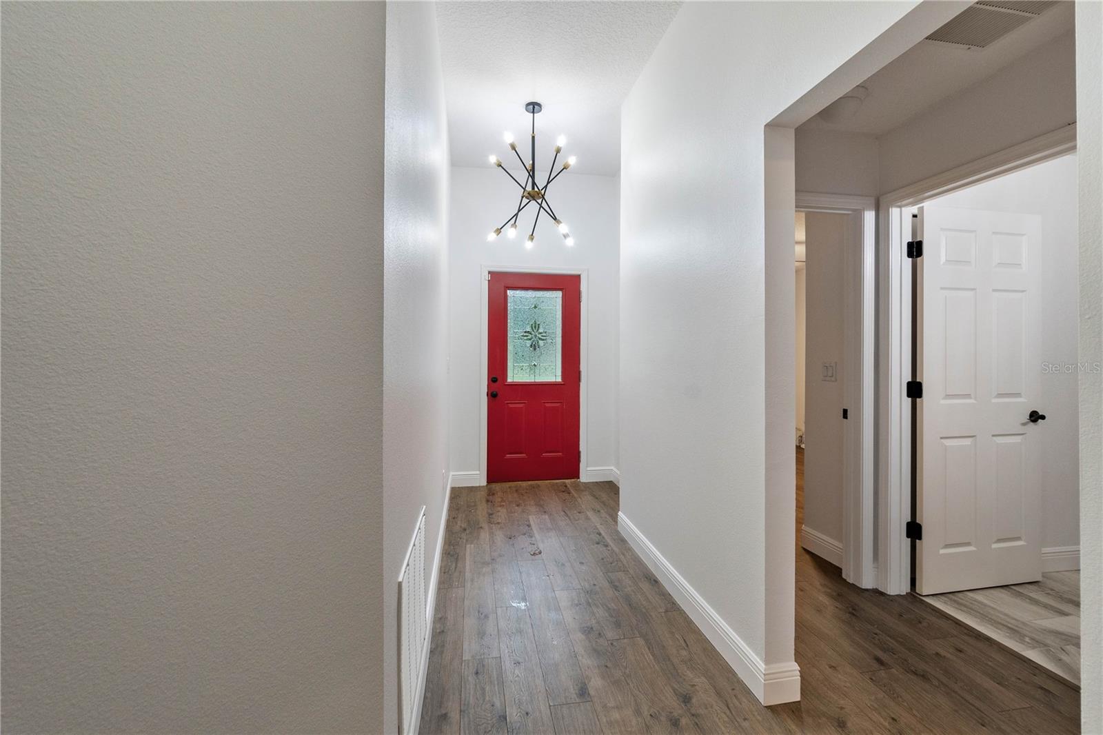 Image 5 of 37 For 137 Wellwood Lane