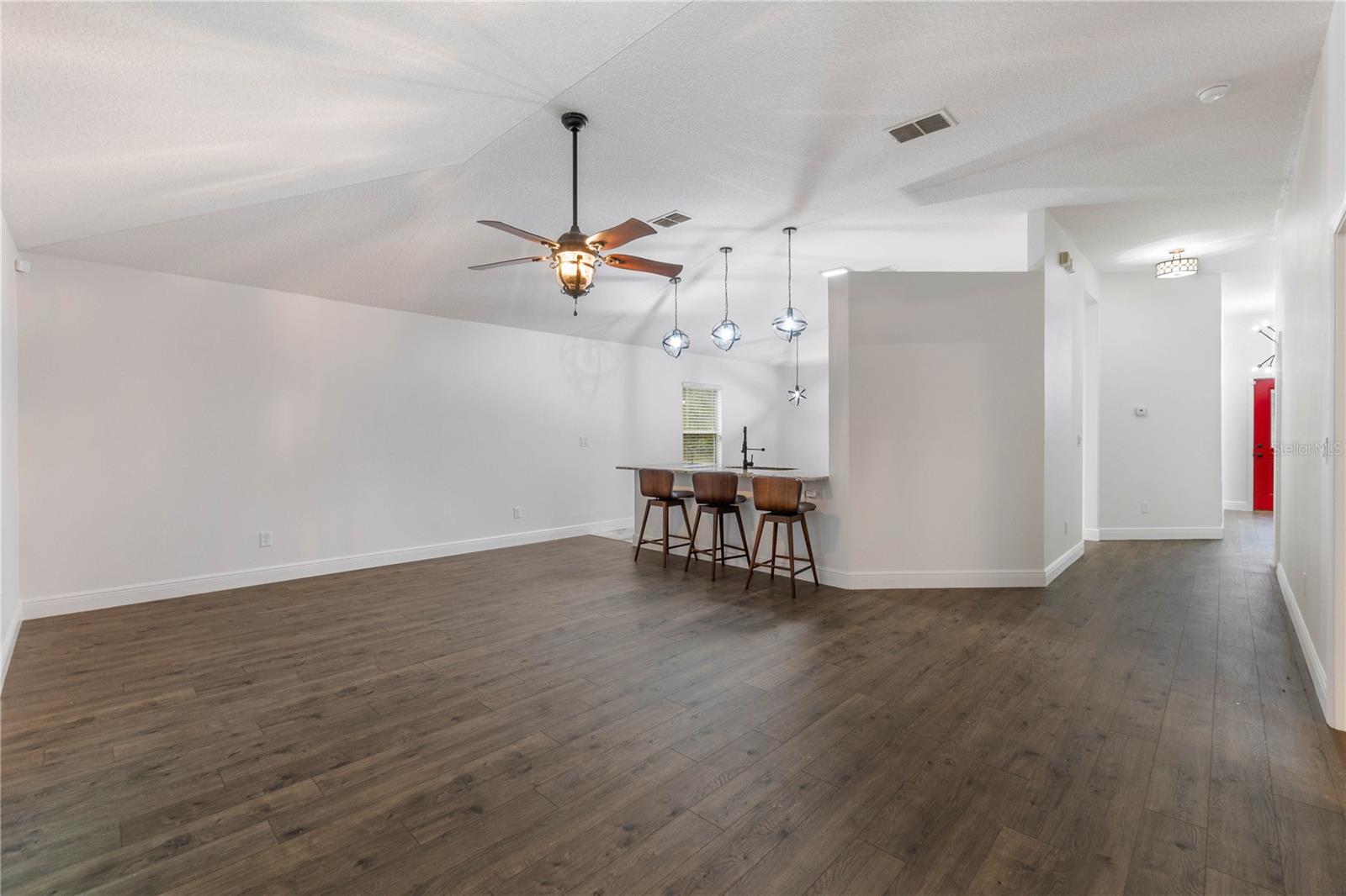 Image 8 of 37 For 137 Wellwood Lane