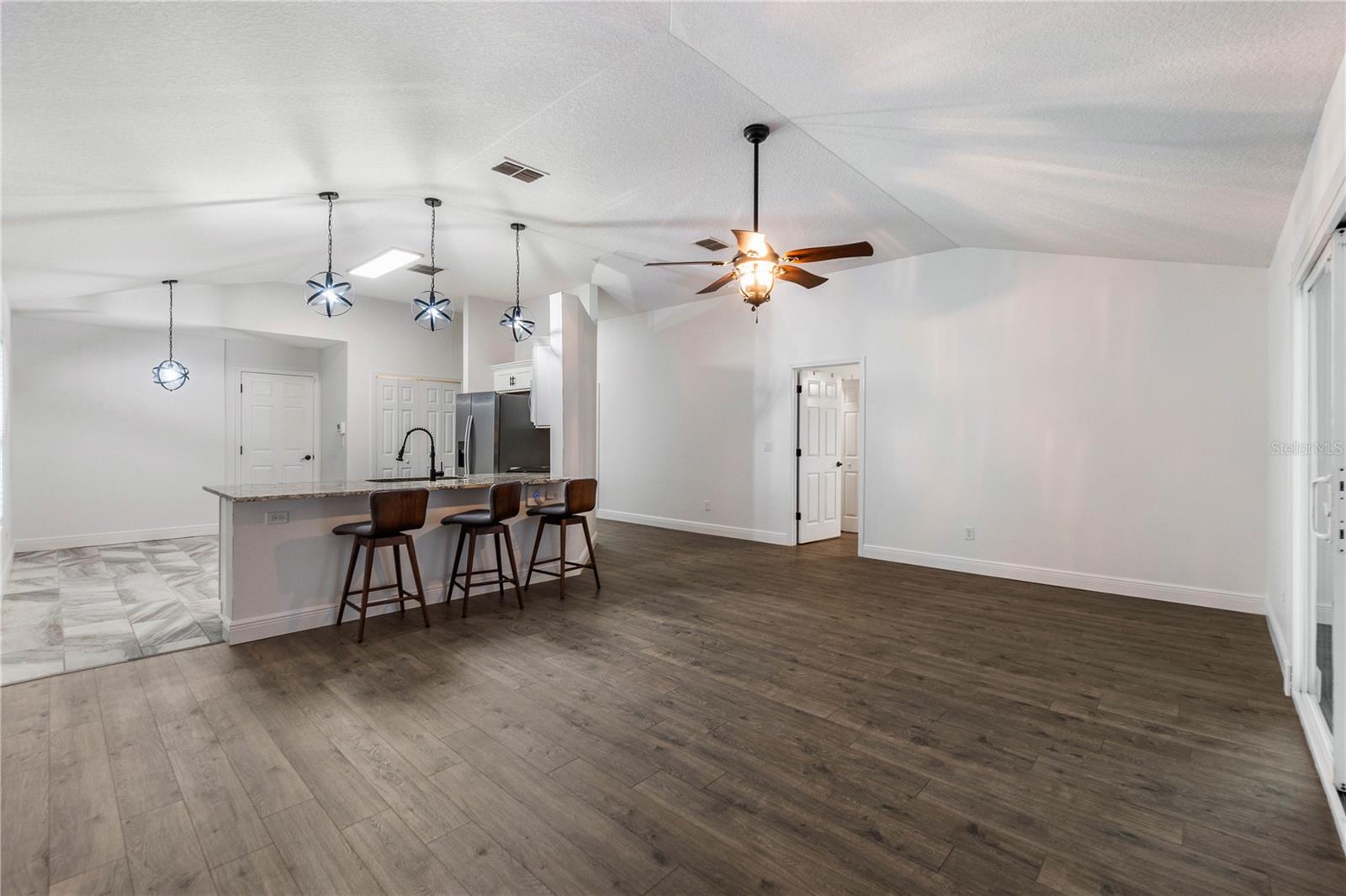 Image 9 of 37 For 137 Wellwood Lane