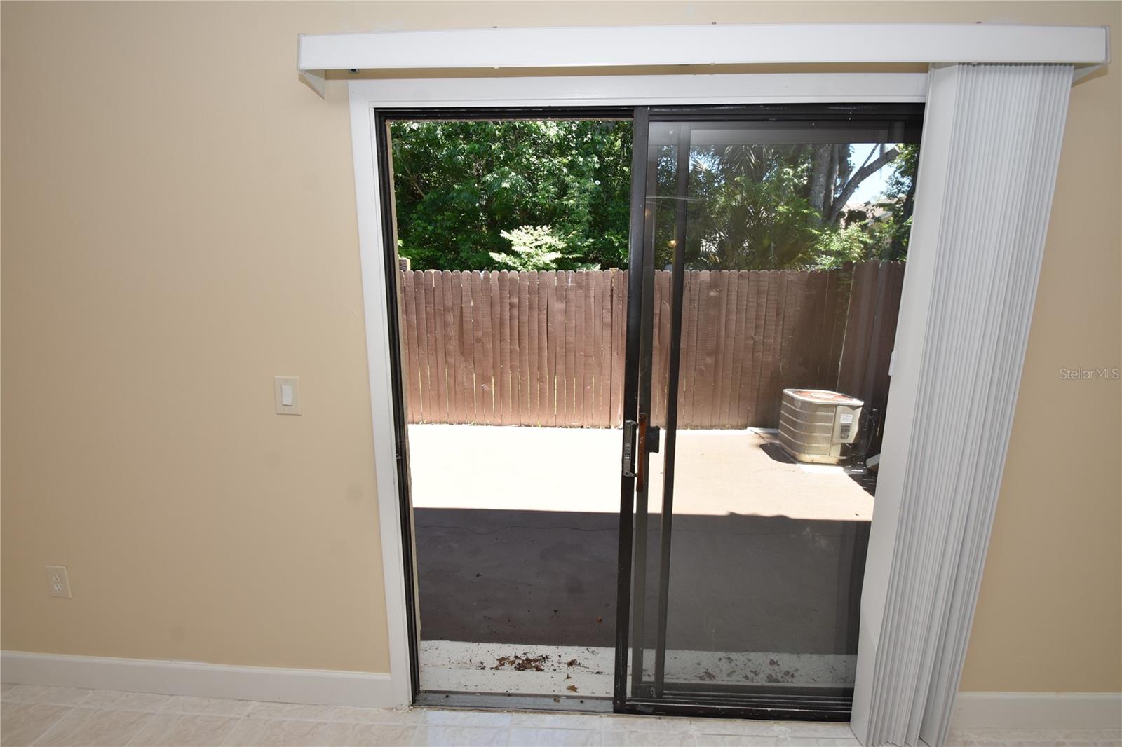 Image 14 of 37 For 15 Florida Park Drive 6