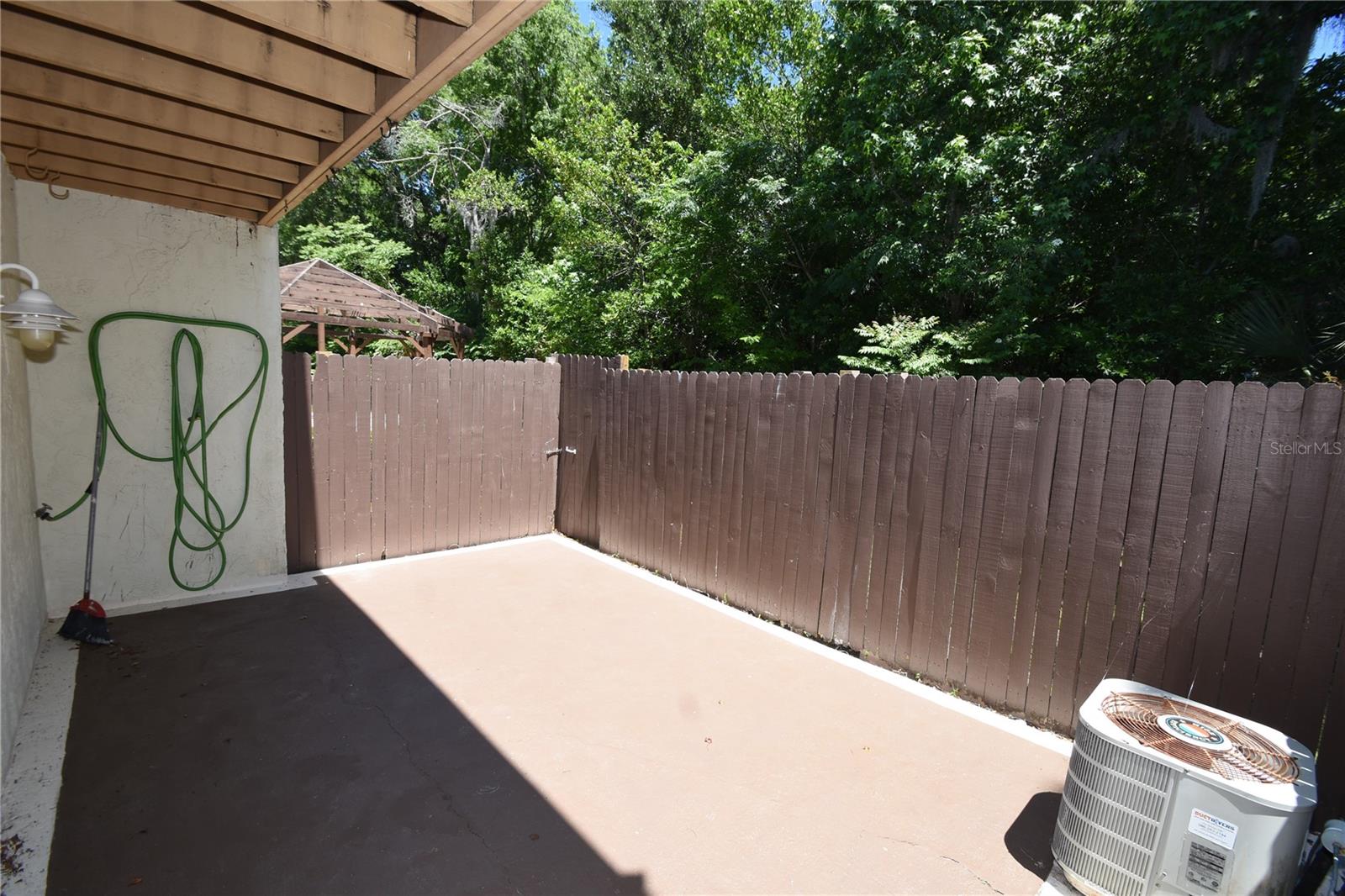 Image 16 of 37 For 15 Florida Park Drive 6