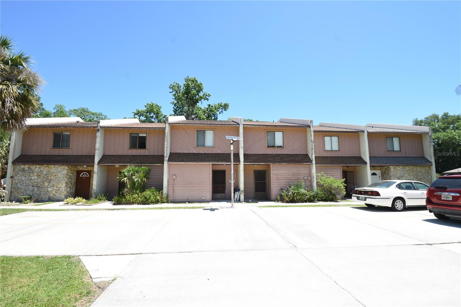 Image 2 of 37 For 15 Florida Park Drive 6