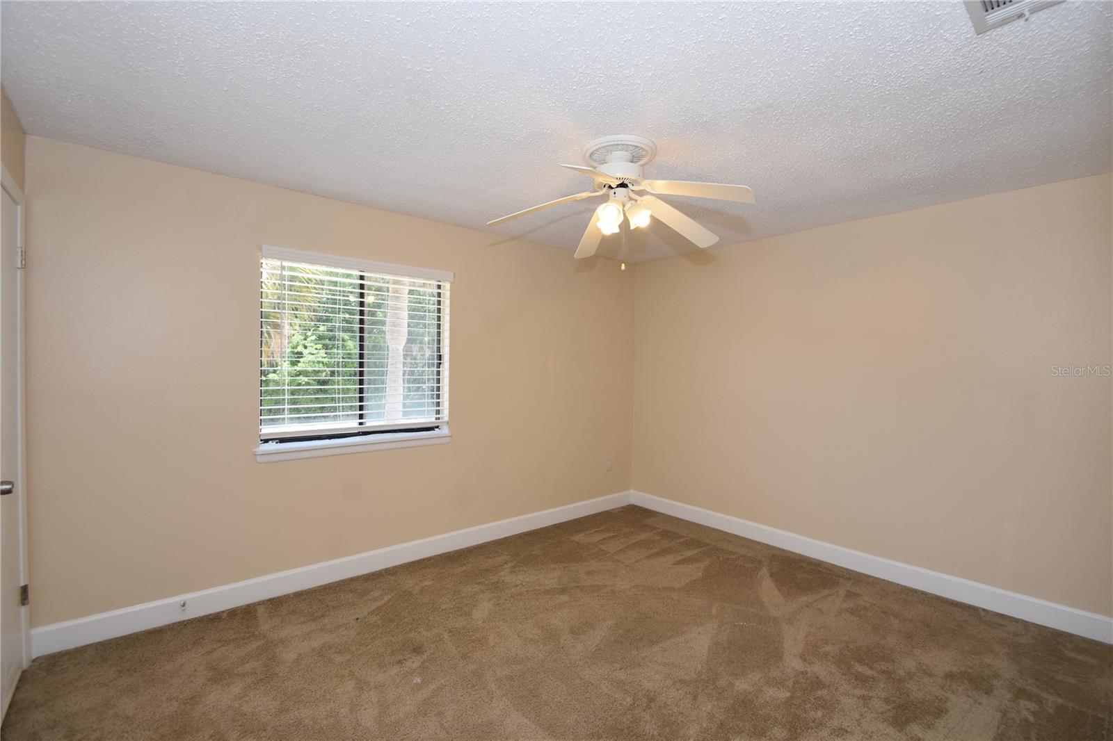 Image 21 of 37 For 15 Florida Park Drive 6