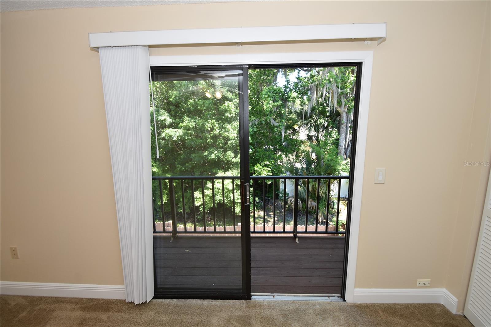 Image 29 of 37 For 15 Florida Park Drive 6