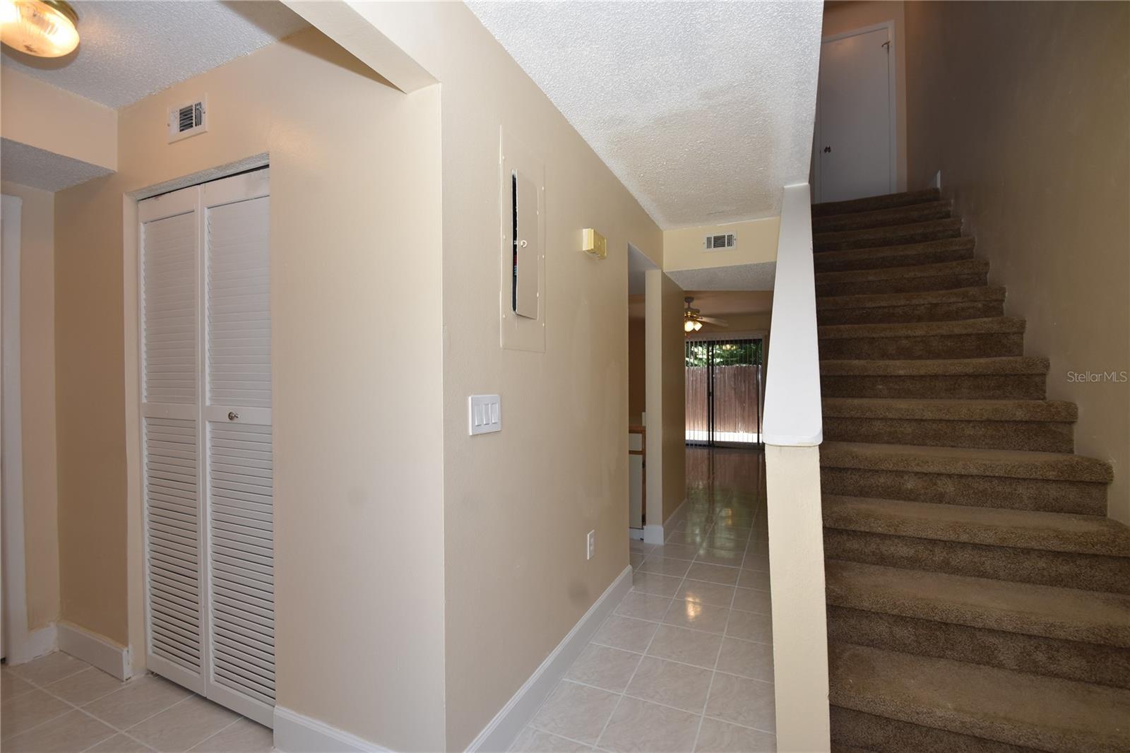 Image 3 of 37 For 15 Florida Park Drive 6