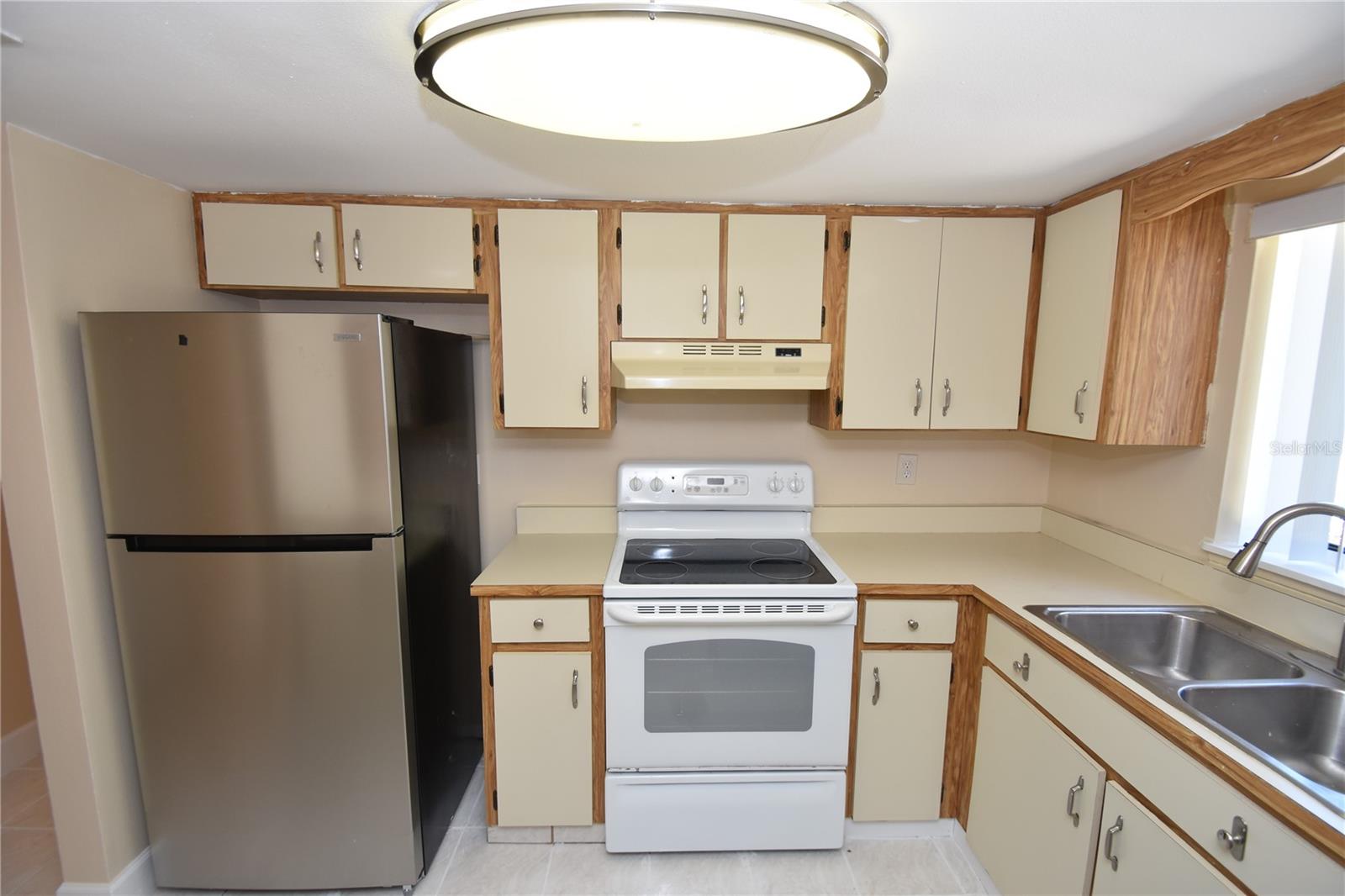 Image 7 of 37 For 15 Florida Park Drive 6