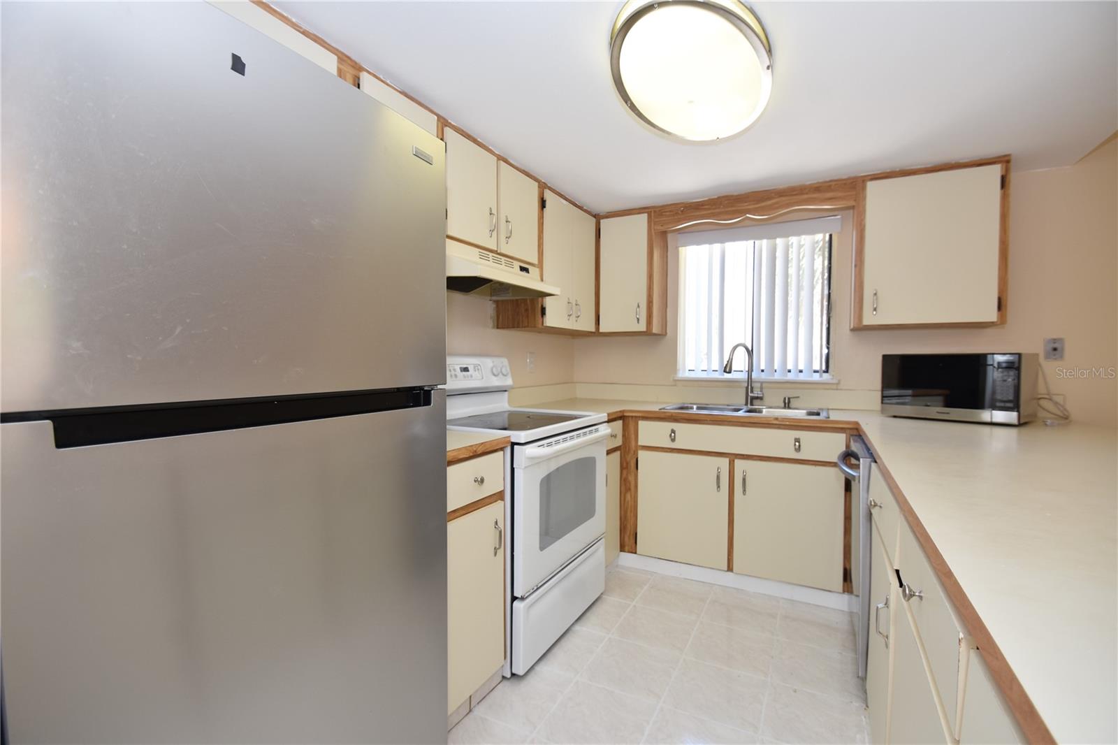 Image 8 of 37 For 15 Florida Park Drive 6