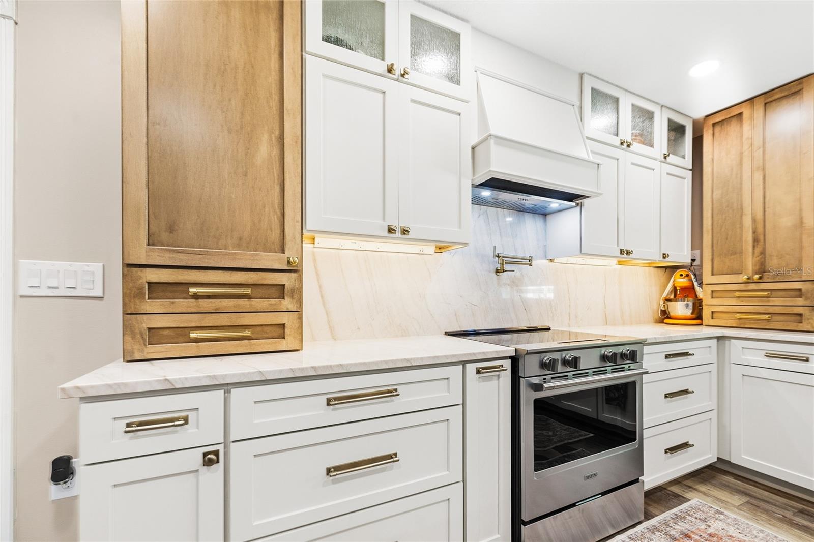 Image 11 of 46 For 511 Twenty-first Street