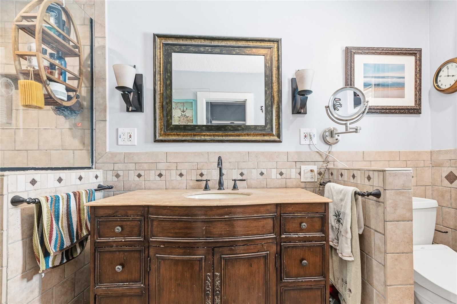 Image 25 of 46 For 511 Twenty-first Street