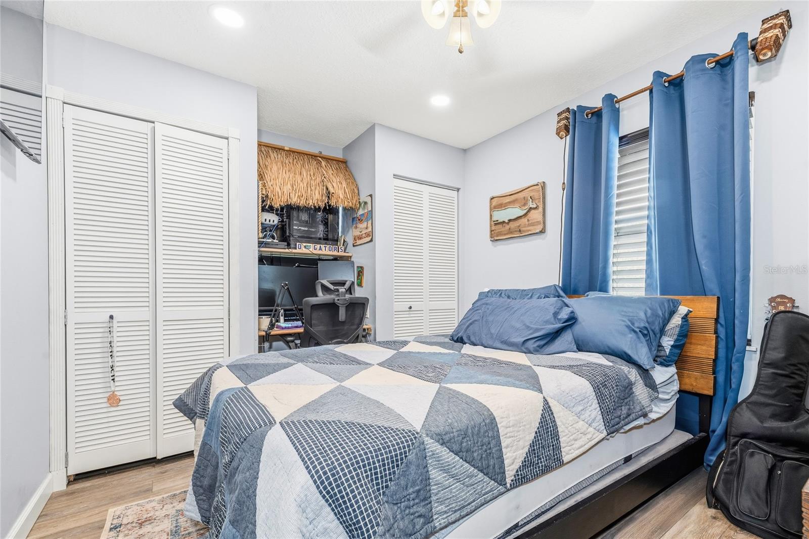 Image 28 of 46 For 511 Twenty-first Street