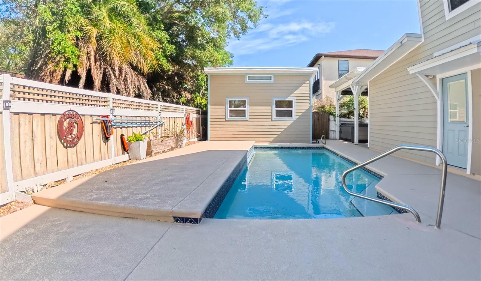 Image 35 of 46 For 511 Twenty-first Street