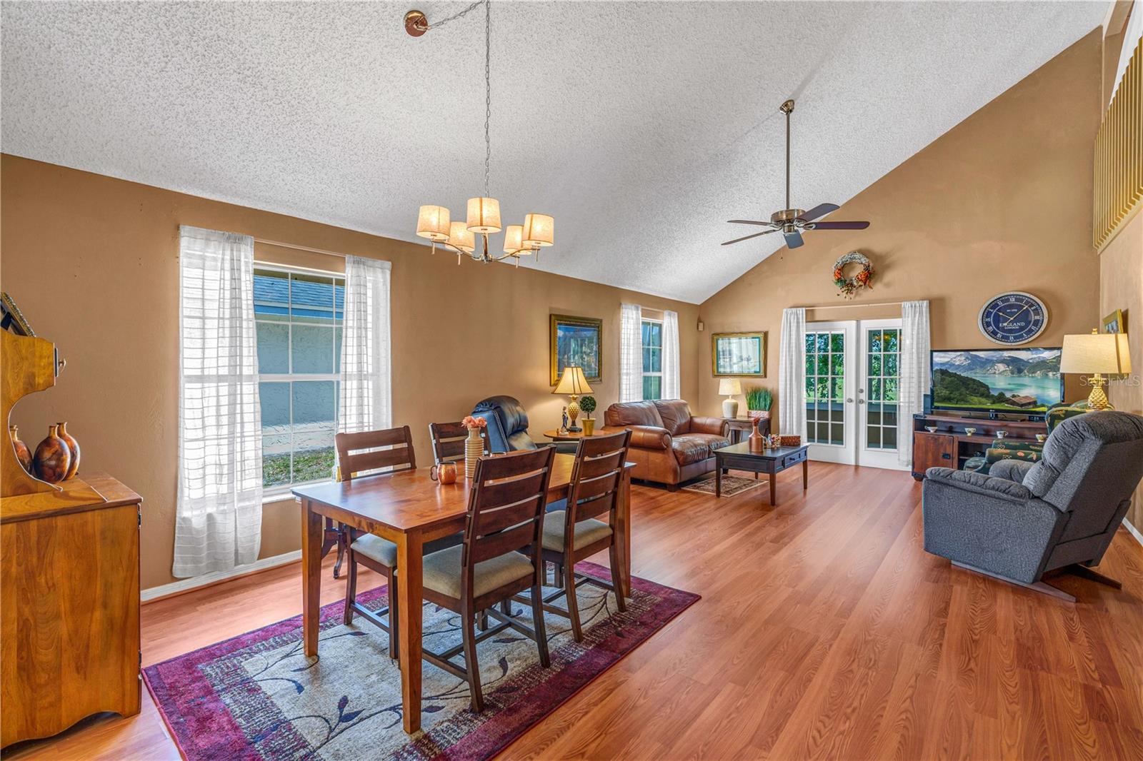 Image 10 of 52 For 524 Crooked Stick Drive