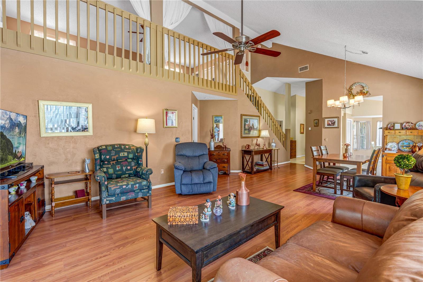 Image 13 of 52 For 524 Crooked Stick Drive