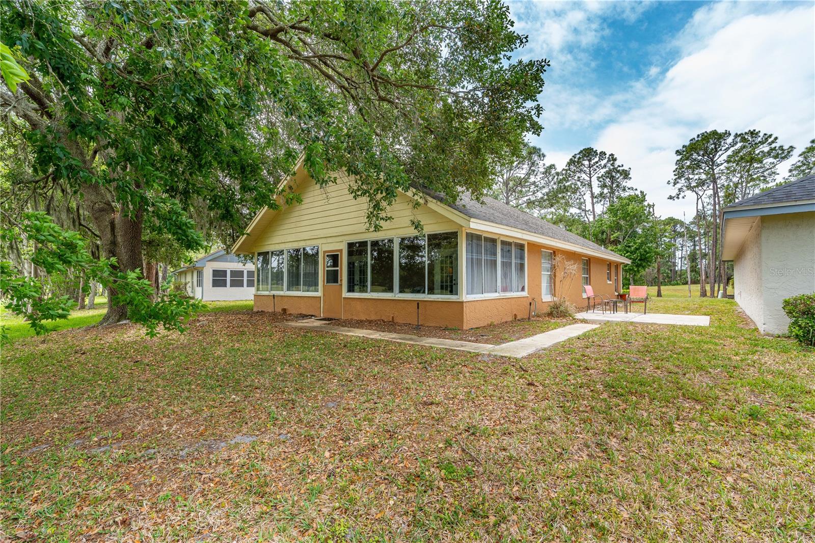 Image 42 of 52 For 524 Crooked Stick Drive