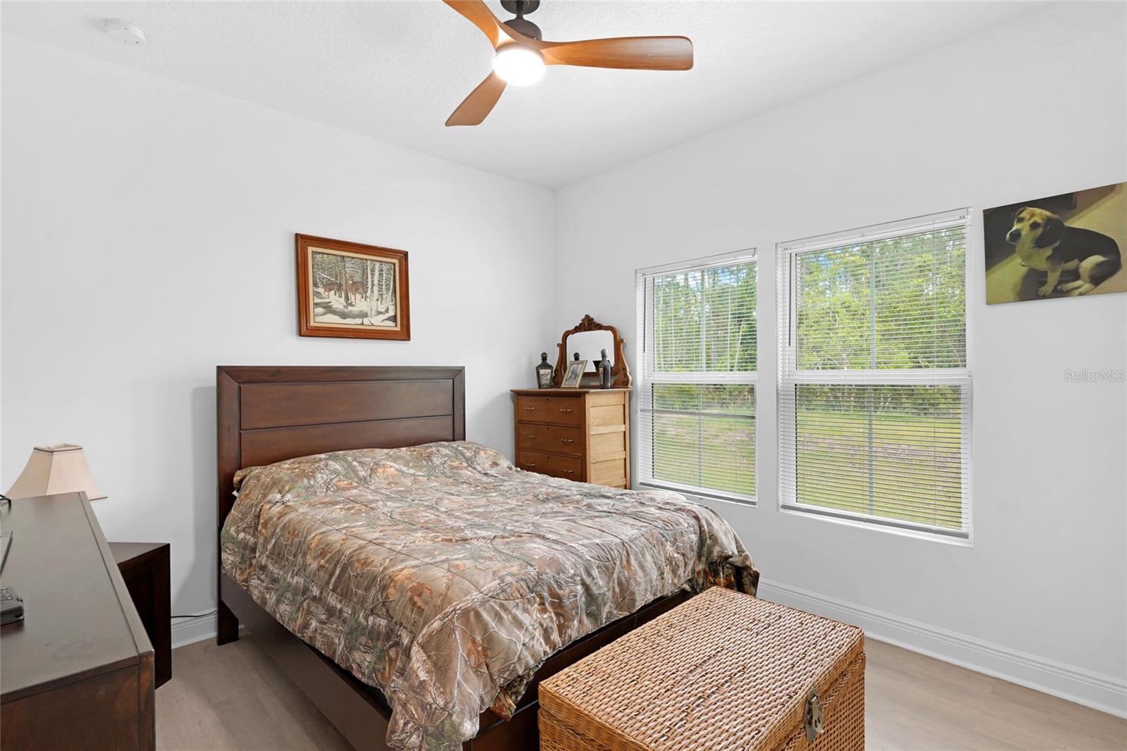 Image 20 of 38 For 10550 Crotty Avenue