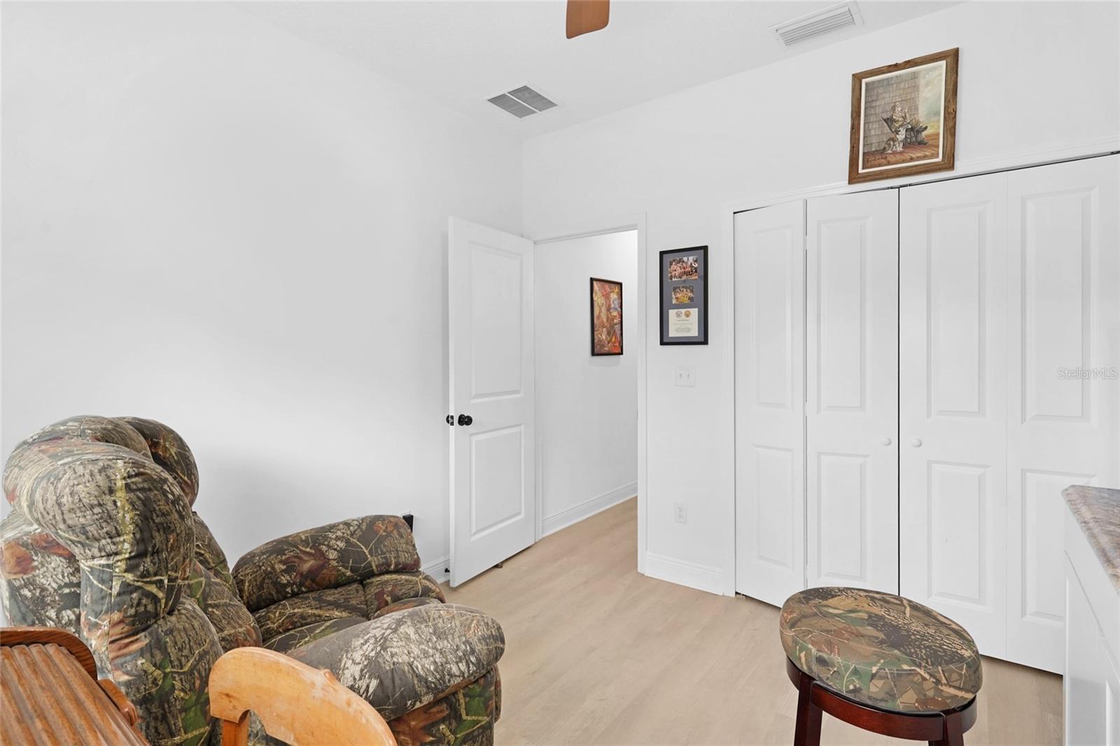 Image 24 of 38 For 10550 Crotty Avenue