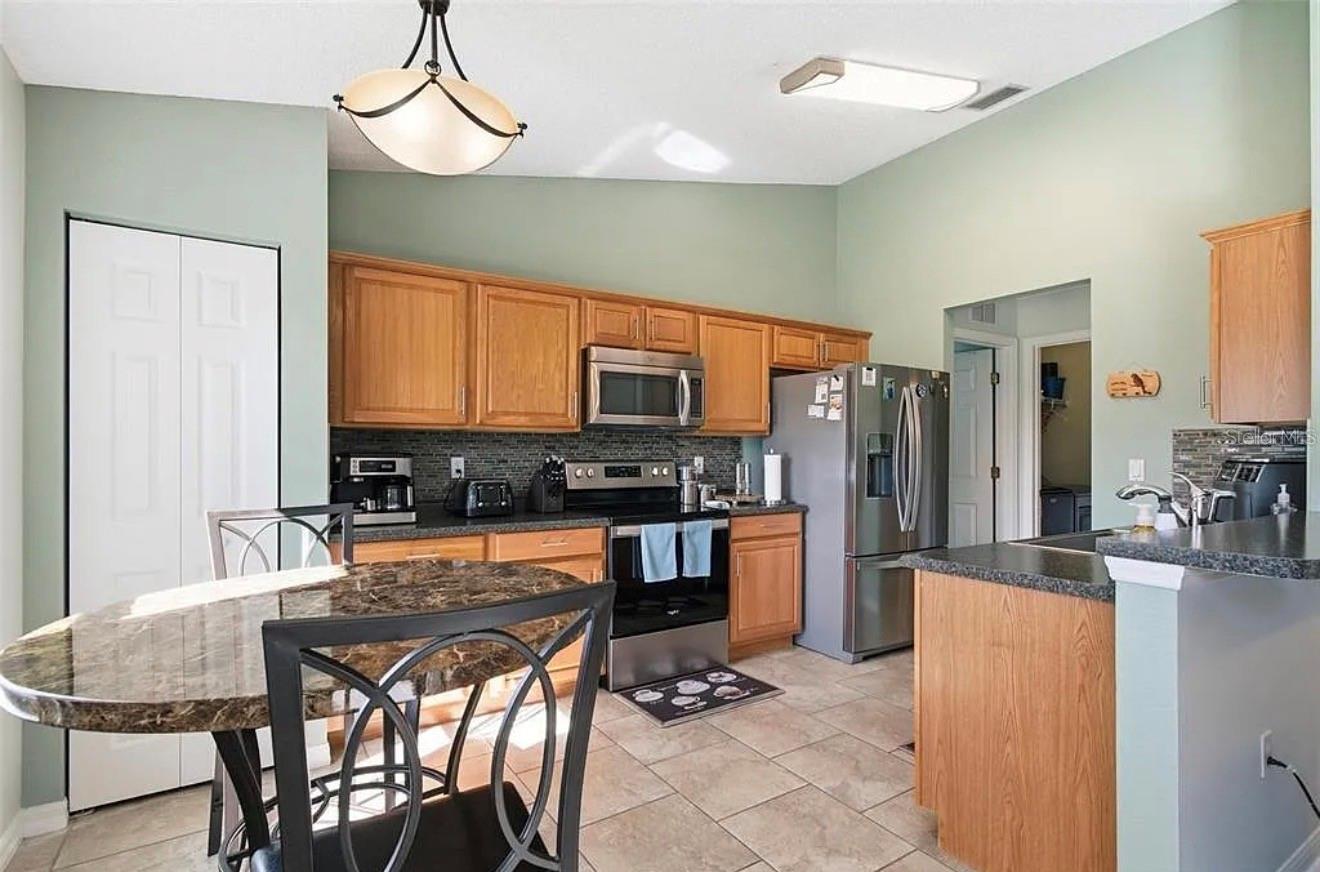 Image 2 of 5 For 24 Radcliffe Drive