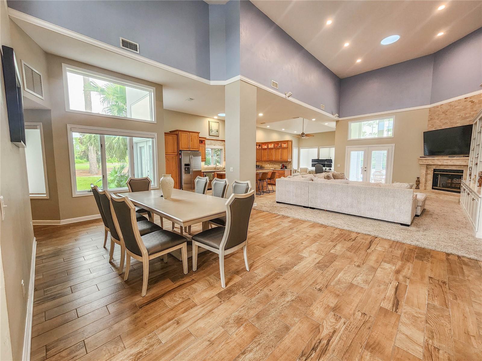 Image 13 of 41 For 1 Bay Pointe Drive