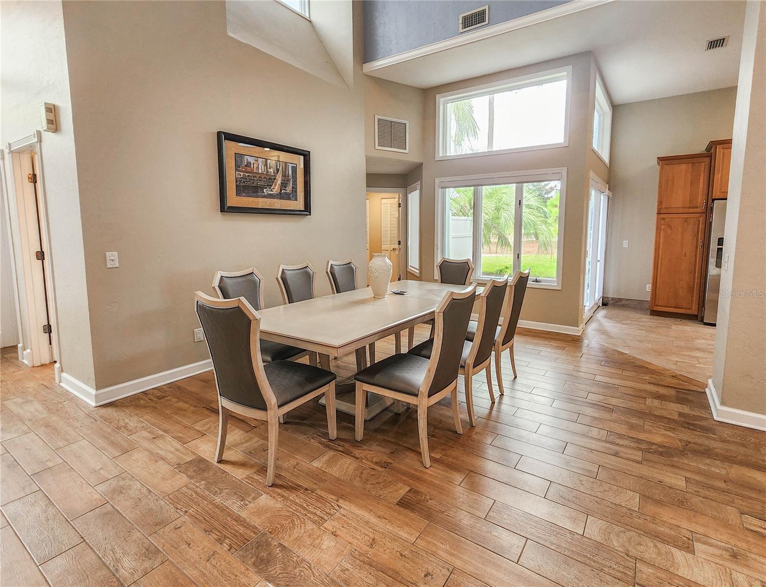 Image 14 of 41 For 1 Bay Pointe Drive