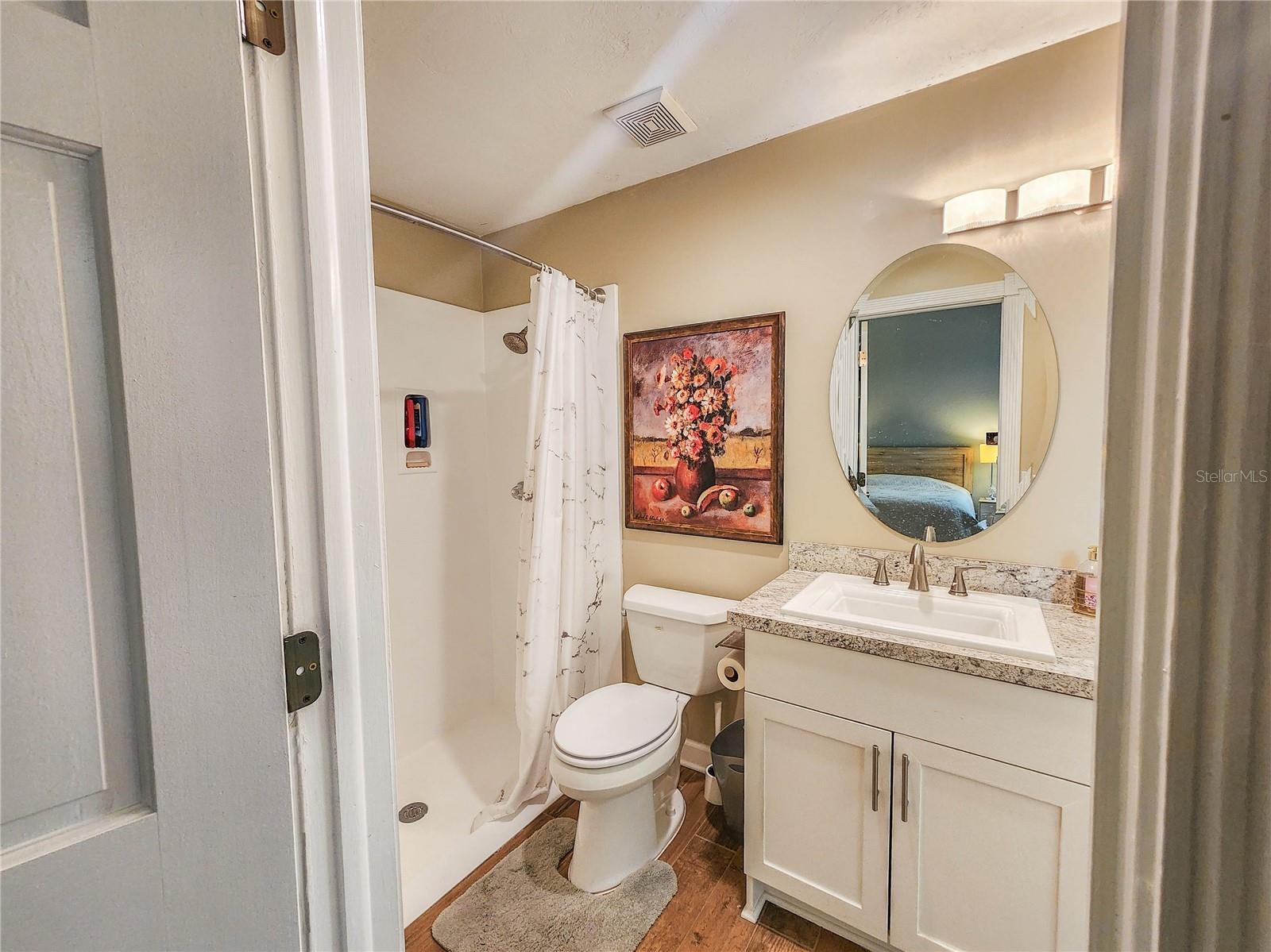 Image 26 of 41 For 1 Bay Pointe Drive