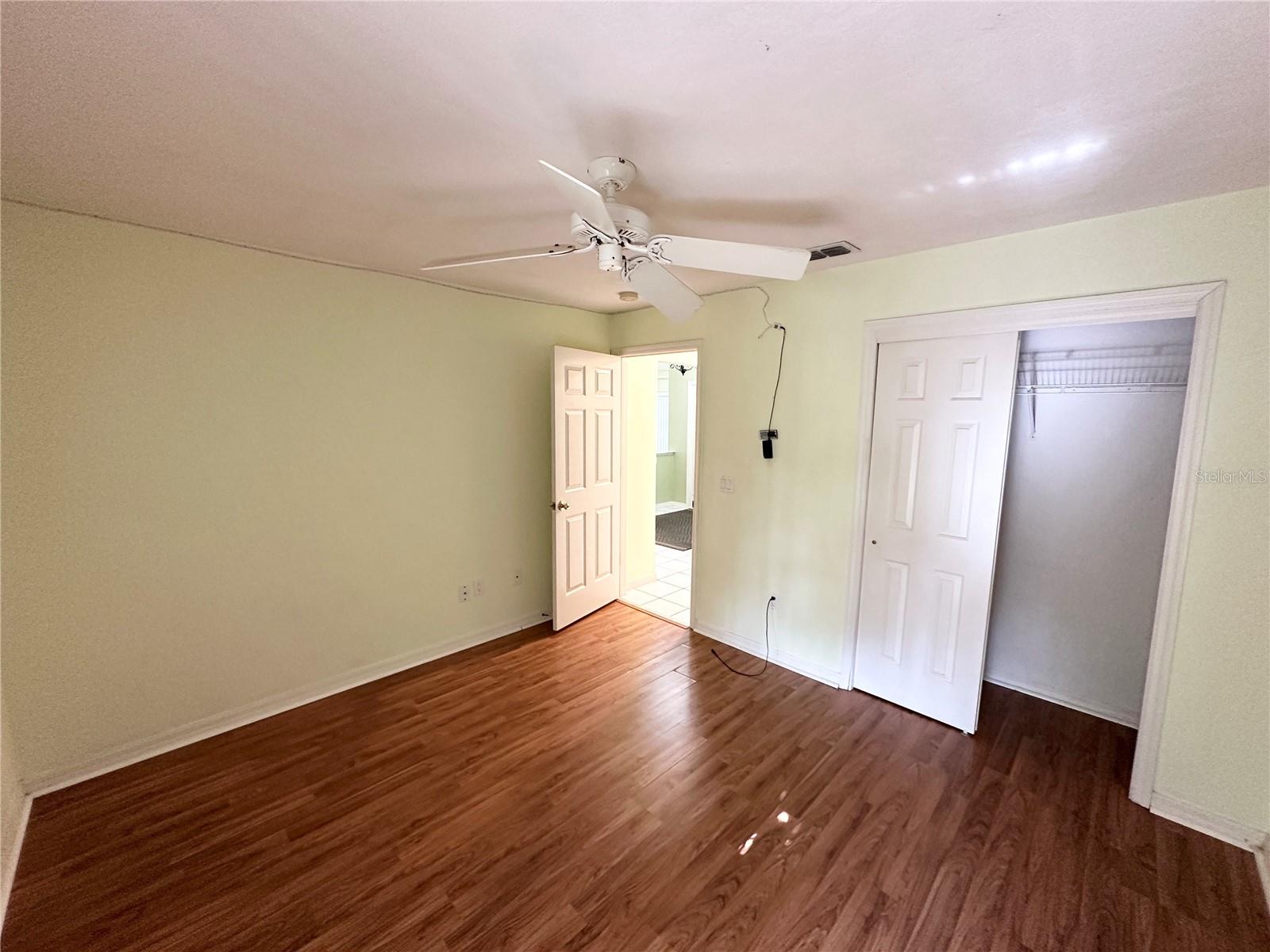 Image 36 of 45 For 26 Woodbury Drive