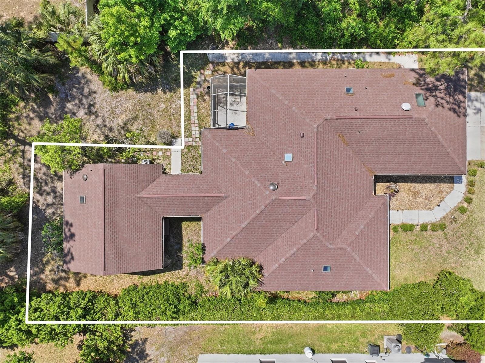 Image 5 of 45 For 26 Woodbury Drive