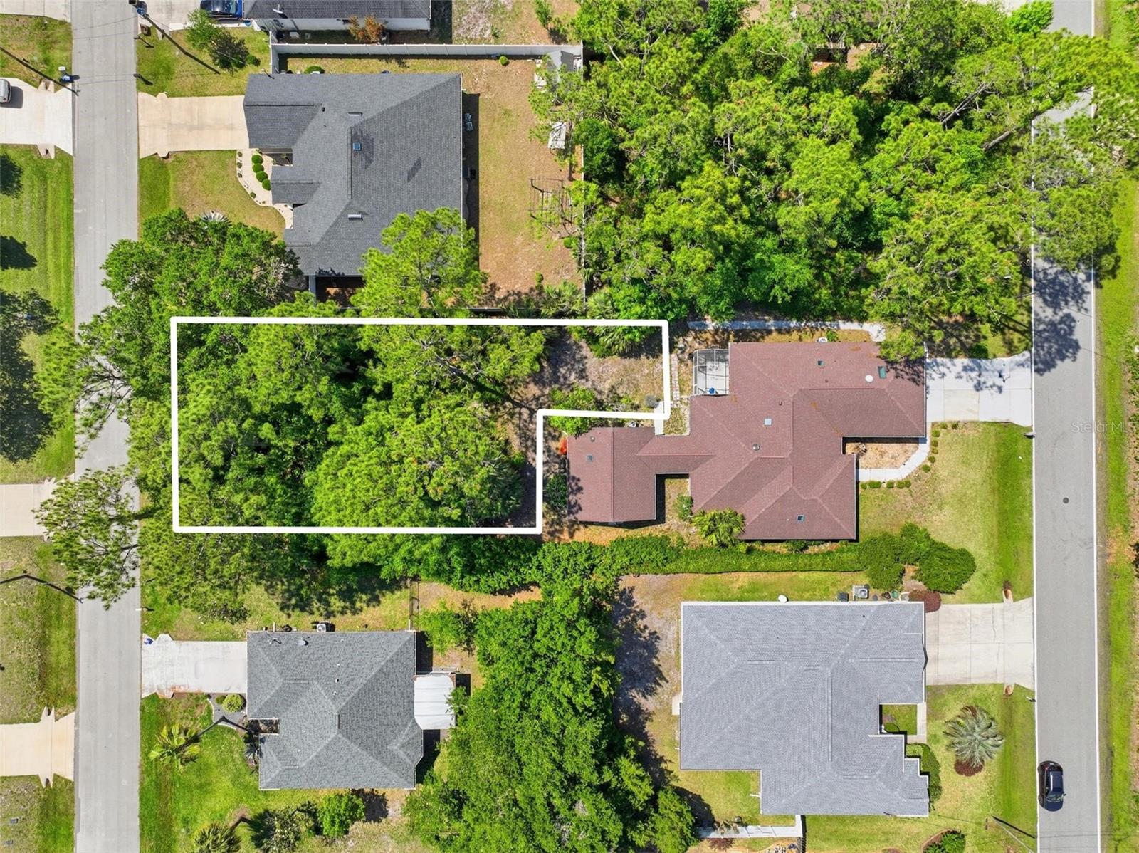 Image 7 of 45 For 26 Woodbury Drive