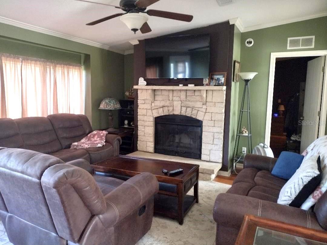 Image 11 of 38 For 1558 Candleberry Street