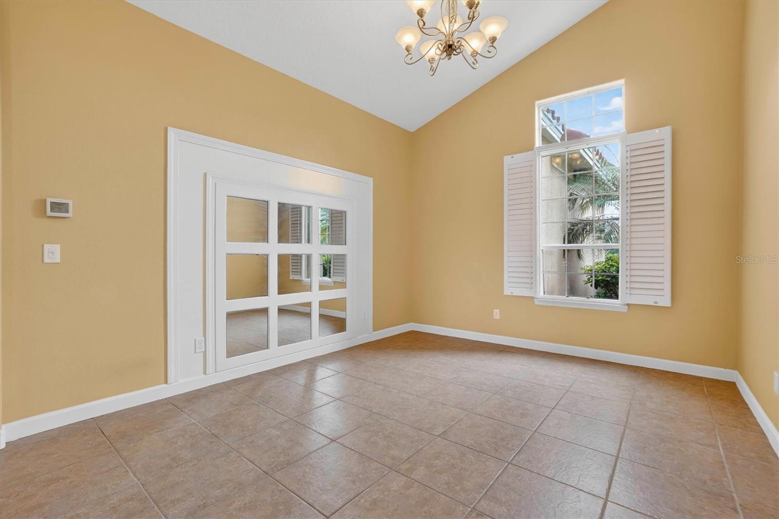 Image 10 of 46 For 13 New Oak Leaf Drive
