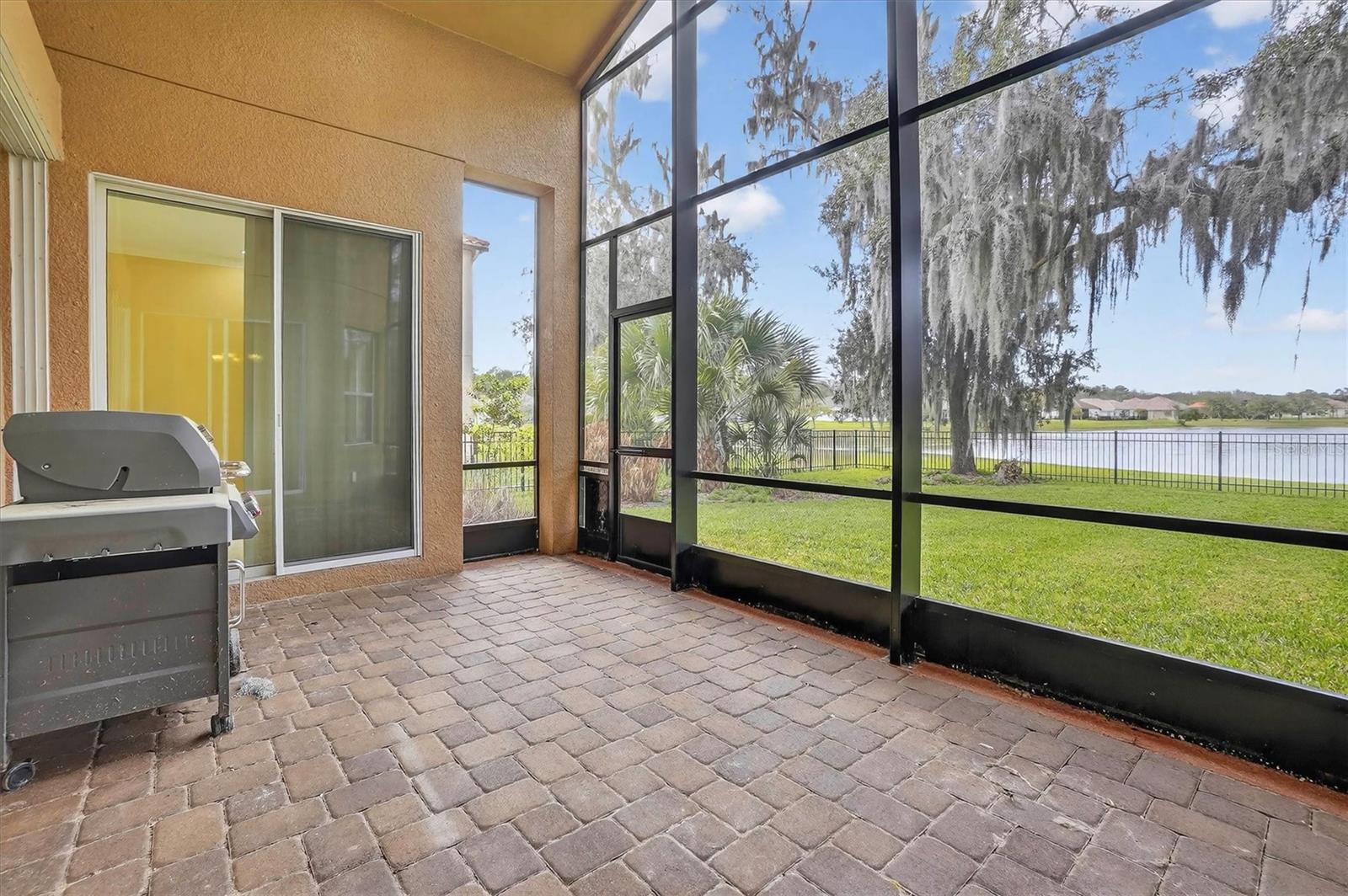 Image 39 of 46 For 13 New Oak Leaf Drive